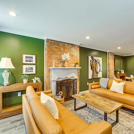 1 Mi To Dtwn Walkable Gem In Pittsburgh Villa