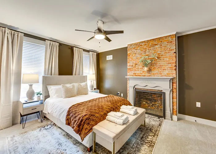 1 Mi To Dtwn: Walkable Gem In *
