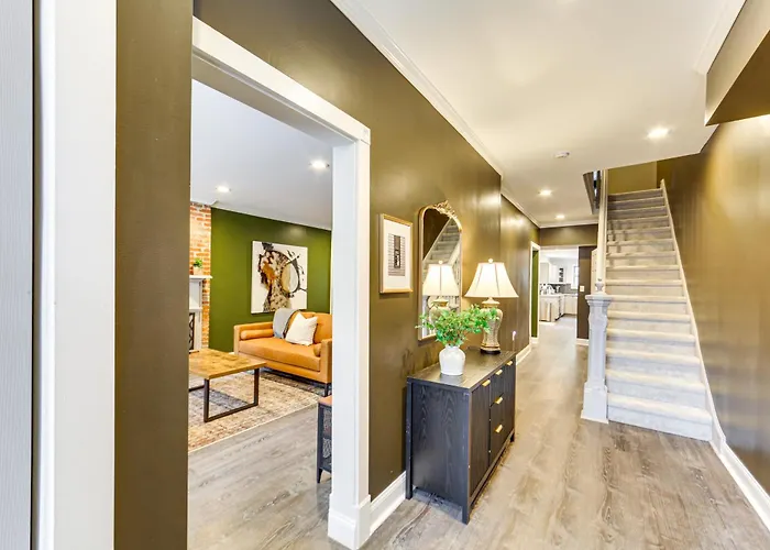 1 Mi To Dtwn: Walkable Gem In Holiday home *