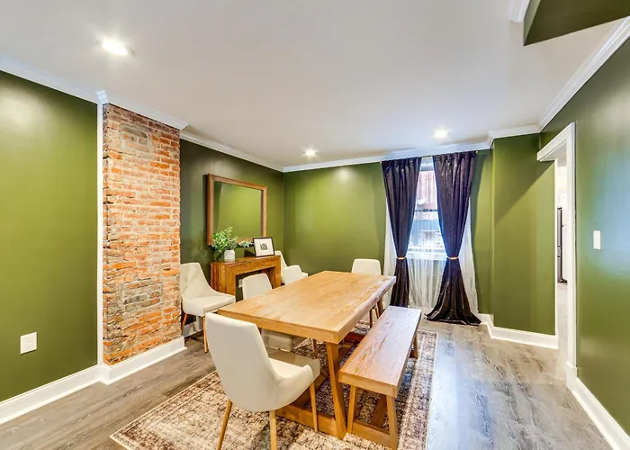 Holiday home 1 Mi To Dtwn: Walkable Gem In *